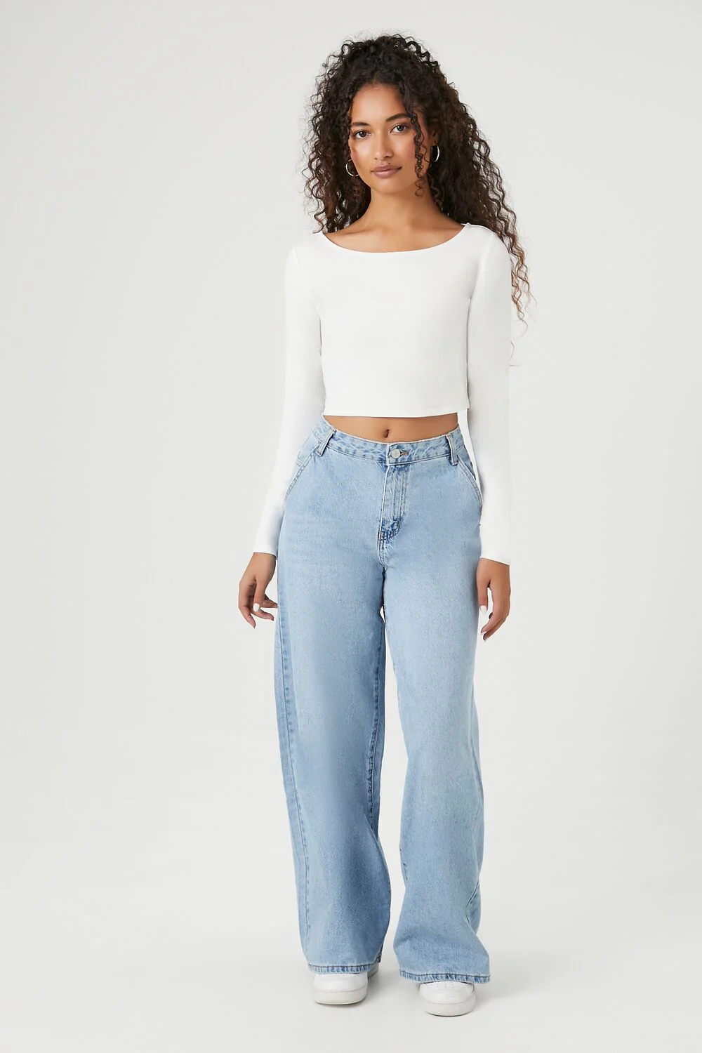 Long-Sleeve Crop Top - Image 4