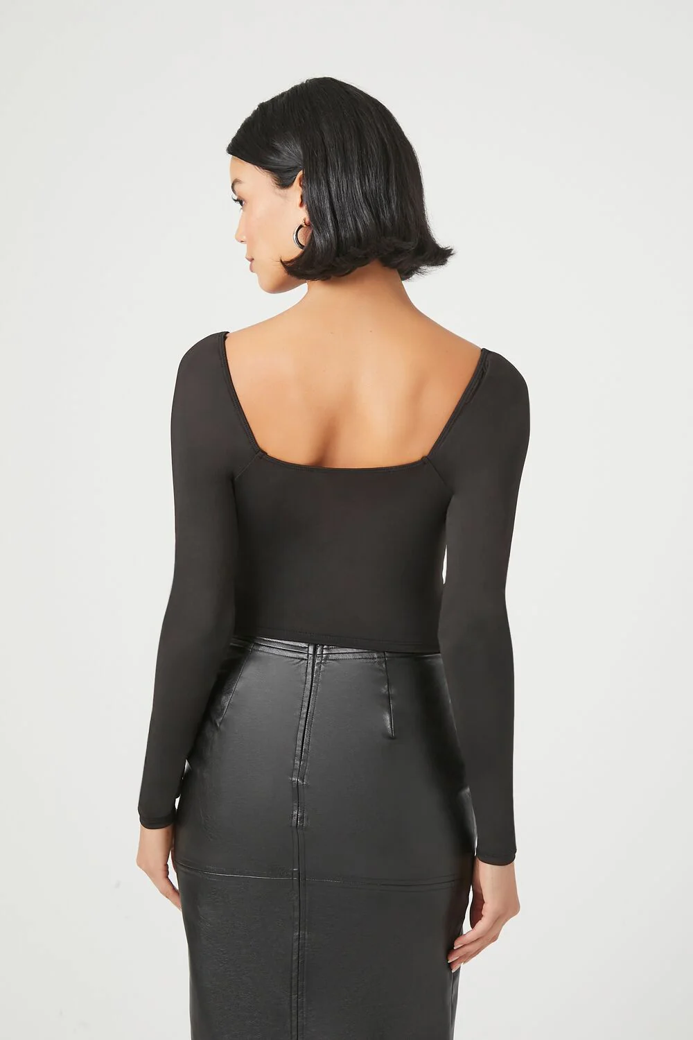 Long-Sleeve Underbust Crop Top - Image 3