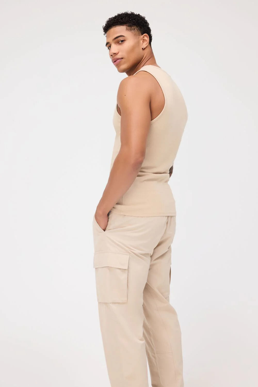 Scoop Neck Ribbed Tank Top - Image 2