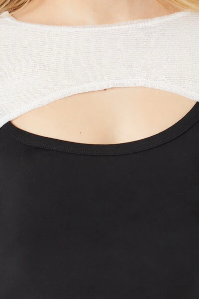 Super Cropped Sweater - Image 5