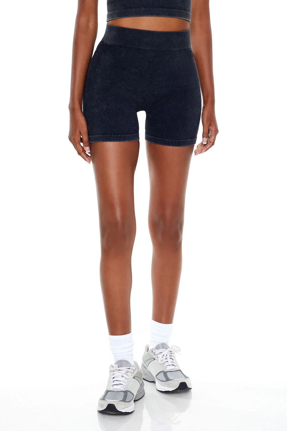 Seamless Mineral Wash Biker Shorts - Image 2