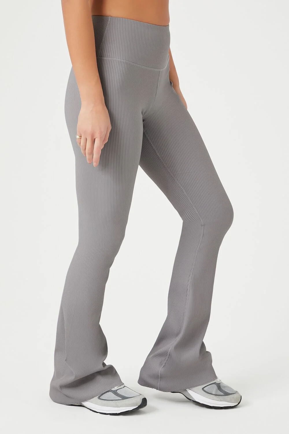 Active High-Rise Flare Leggings - Image 3