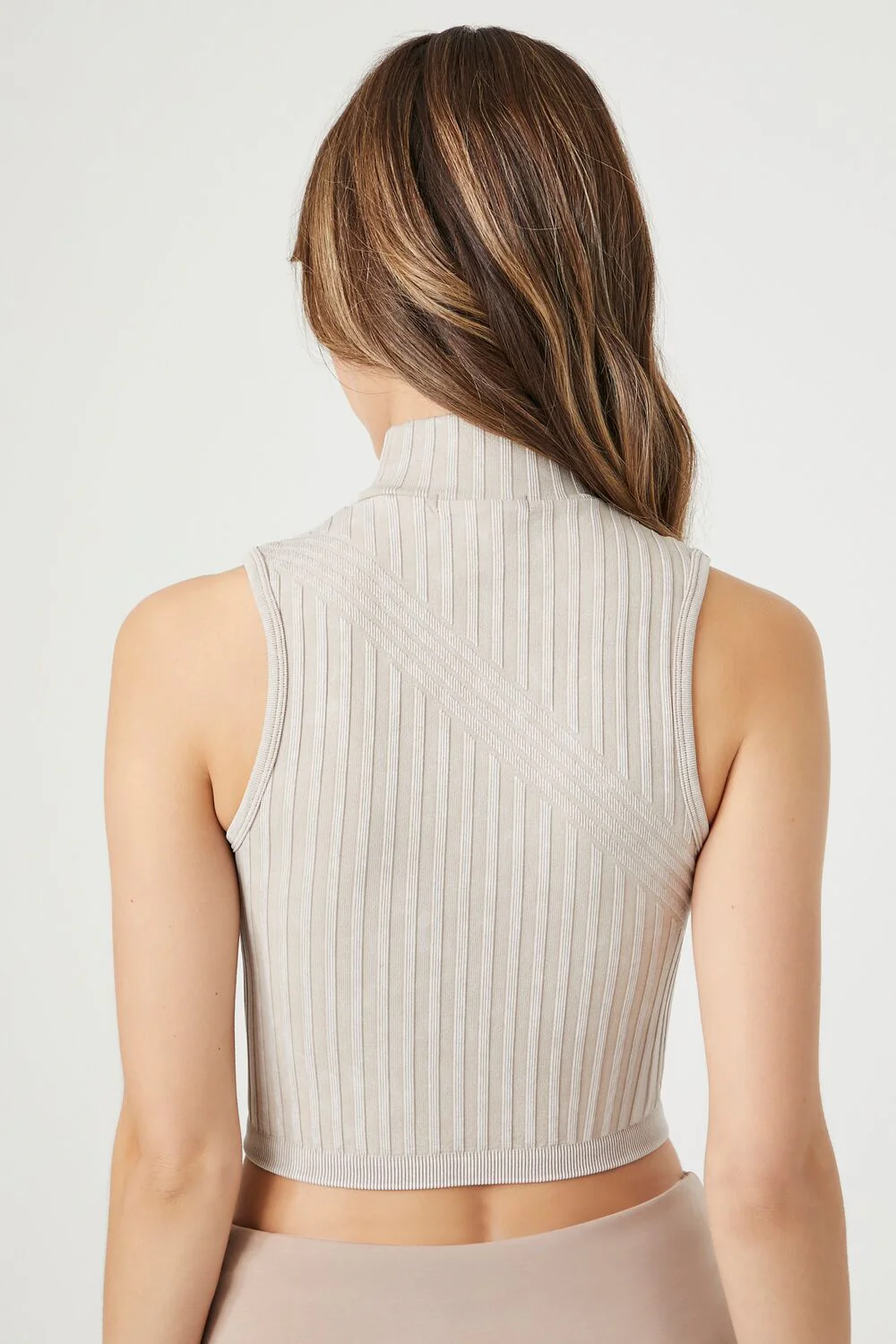 Seamless Ribbed Knit Crop Top - Image 3