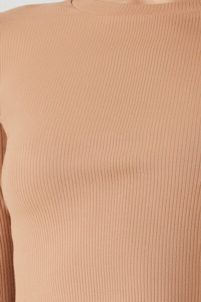 Ribbed Knit Crop Top - Image 5