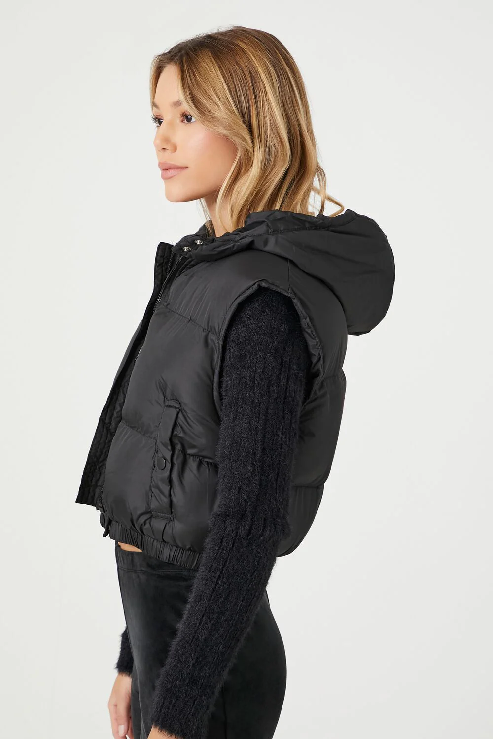 Cropped Hooded Puffer Vest - Image 2