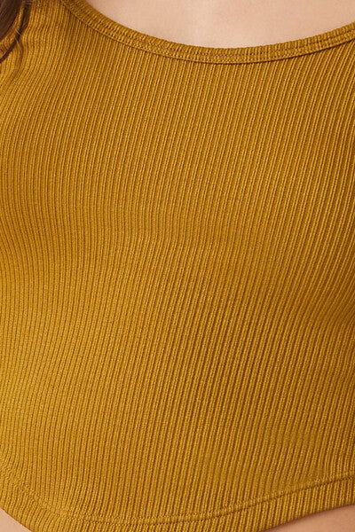 Seamless Curved-Hem Crop Top - Image 5