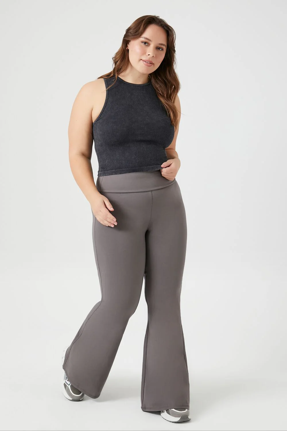 Plus Size High-Rise Flare Leggings - Image 10