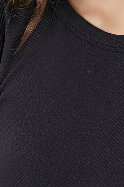 Cropped Seamless Tee - Image 5