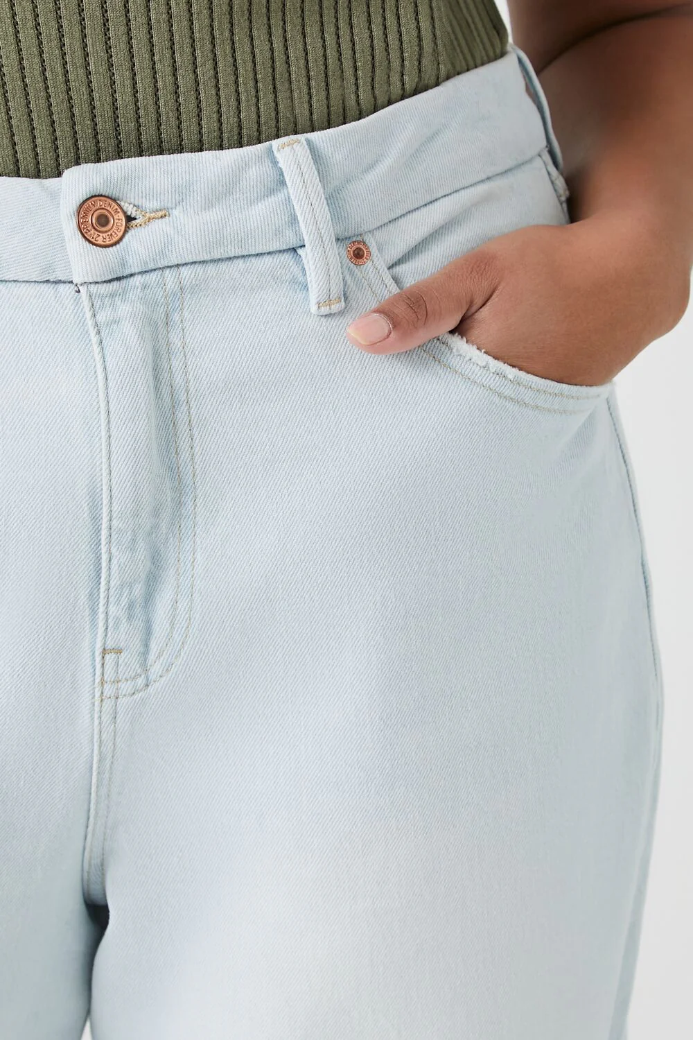 Plus Size High-Rise Straight Jeans - Image 4