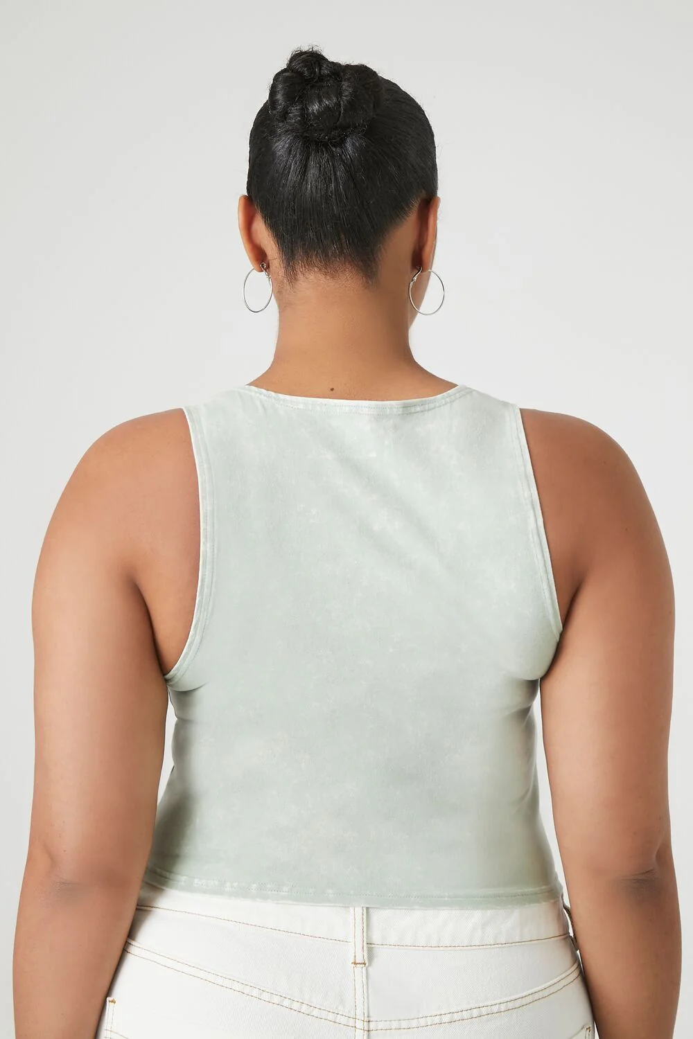 Plus Size Cropped Tank Top - Image 13