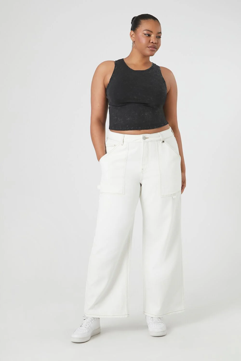 Plus Size Cropped Tank Top - Image 4