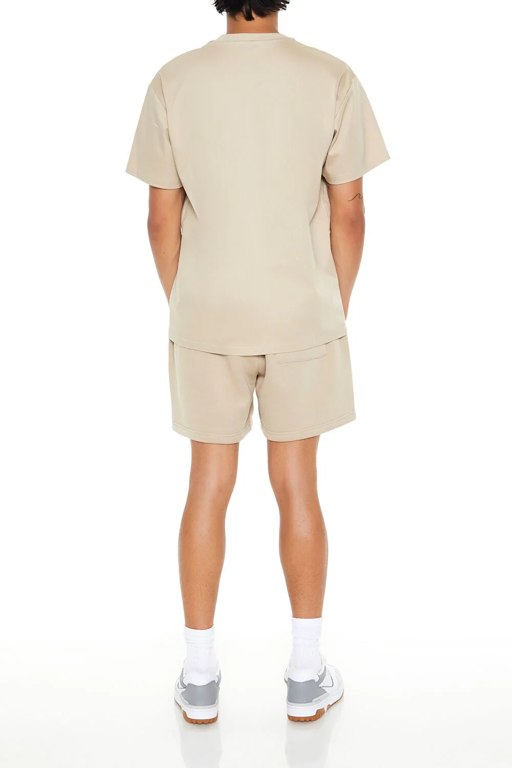 Drawstring Mid-Rise Shorts - Image 4