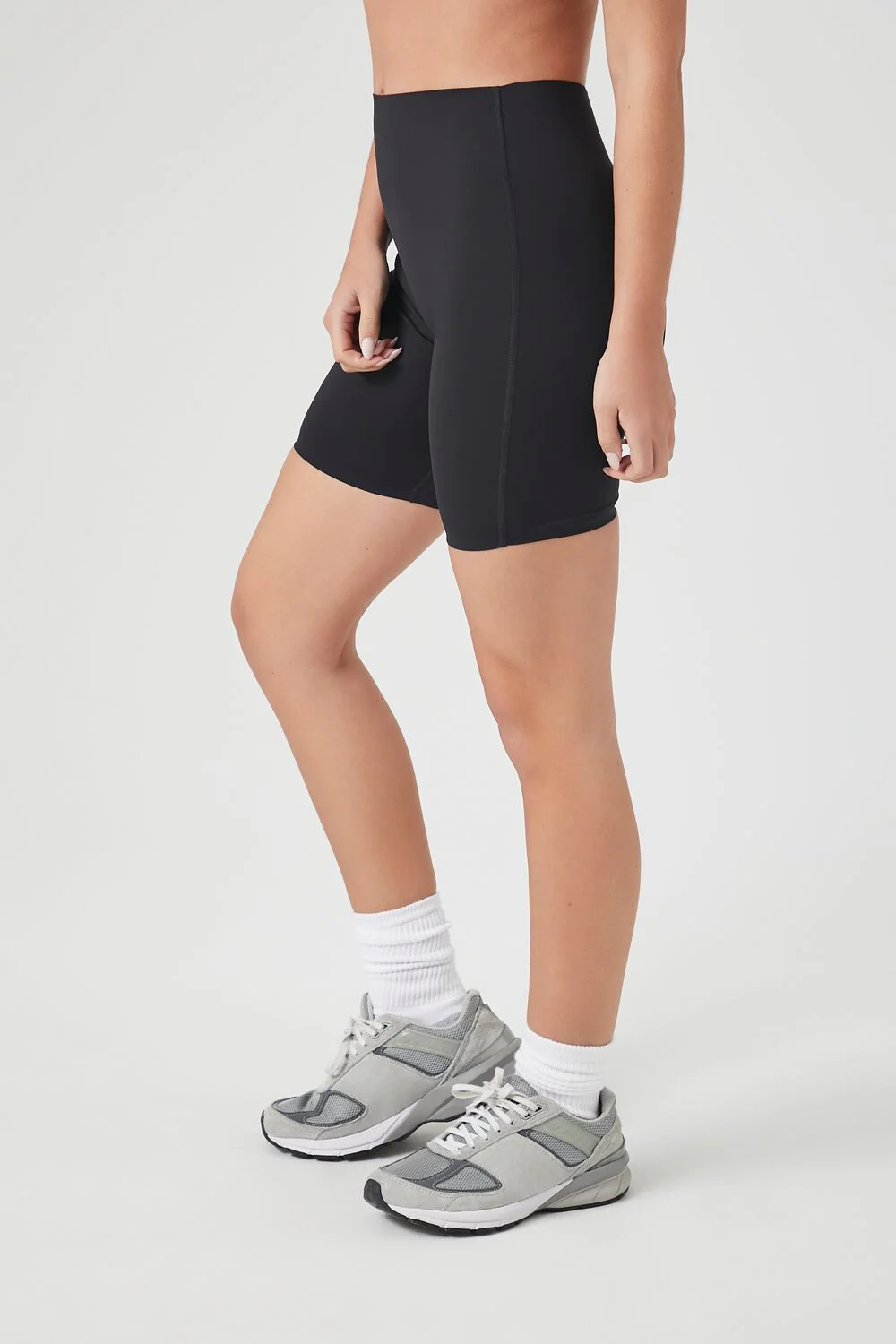 Active High-Rise Biker Shorts - Image 3