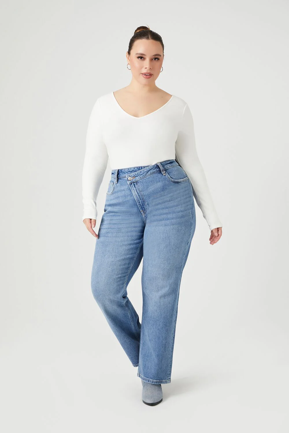 Plus Size Fitted V-Neck Bodysuit - Image 4