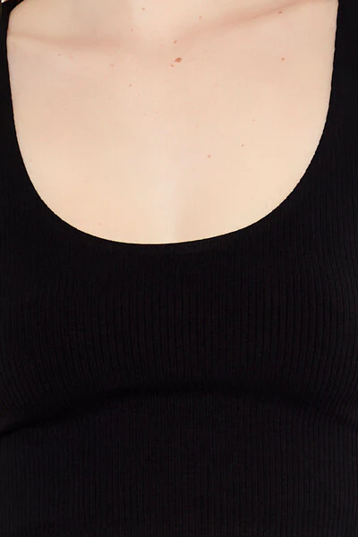 Cropped Tank Top - Image 5