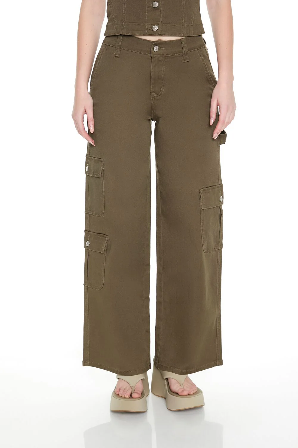 Mid-Rise Wide-Leg Cargo Pants - Image 2