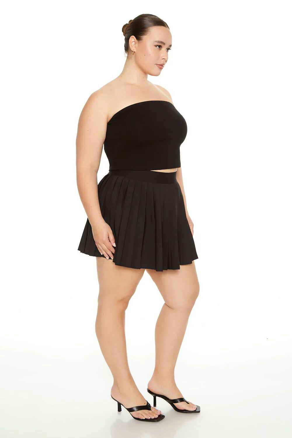 Plus Size Pleated Mini Skort - Image 2