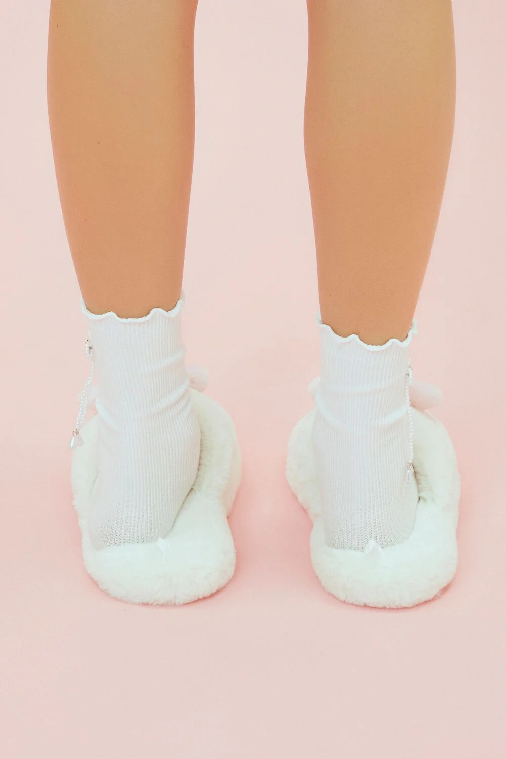 Hello Kitty Bow Indoor Slippers - Image 3