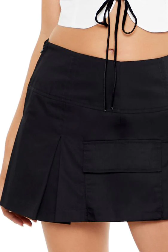 Pleated Cargo Mini Skirt - Image 5