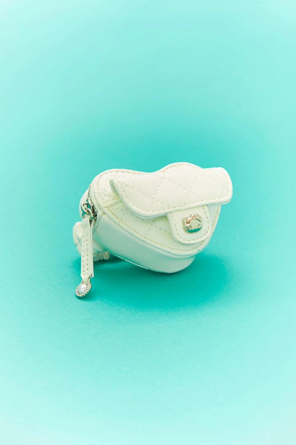 Hello Kitty Heart Coin Purse - Image 6