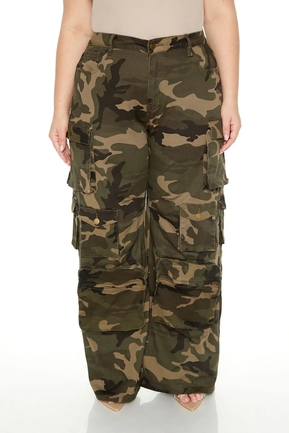 Plus Size Camo Print Cargo Pants - Image 4