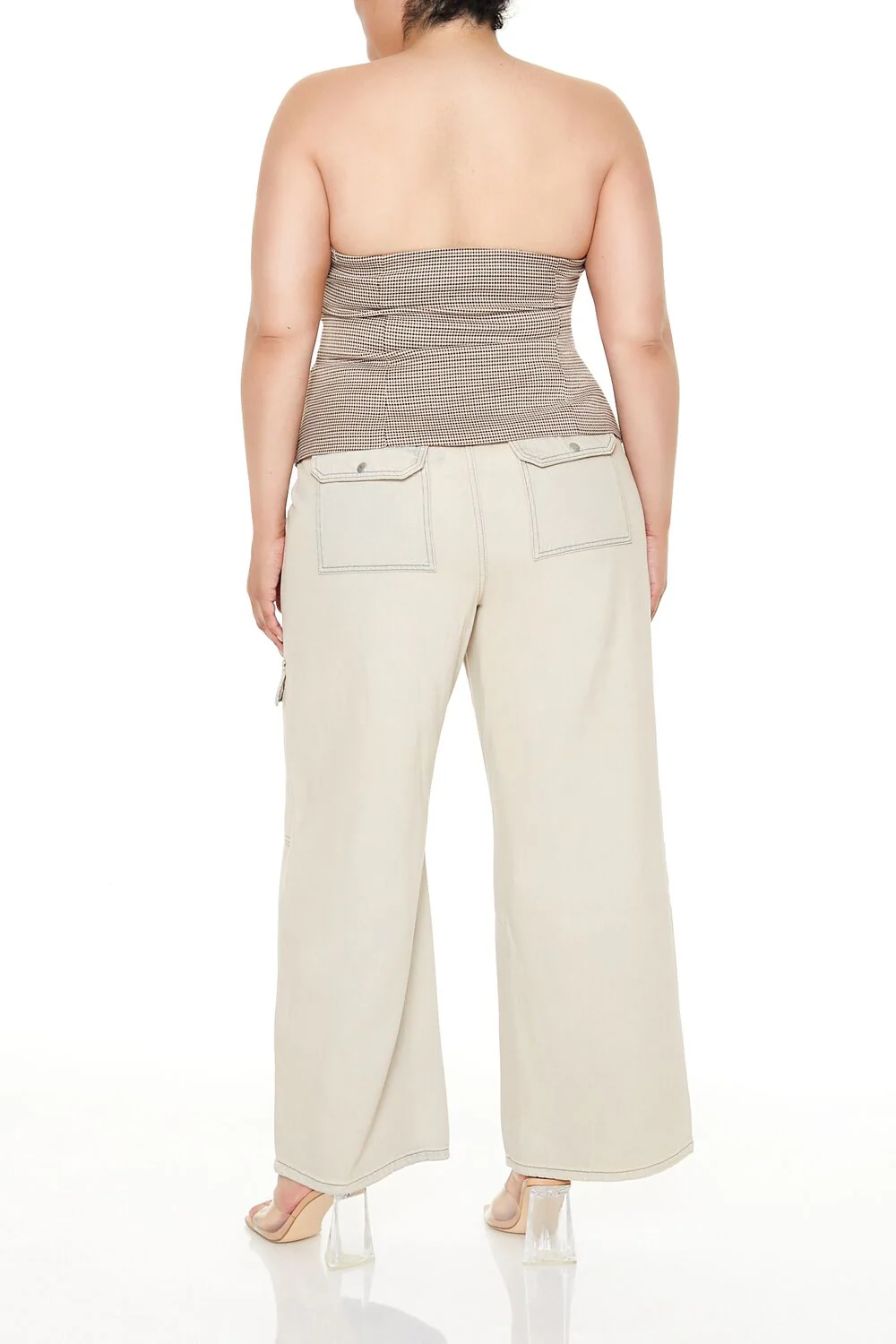 Plus Size Wide-Leg Cargo Jeans - Image 4