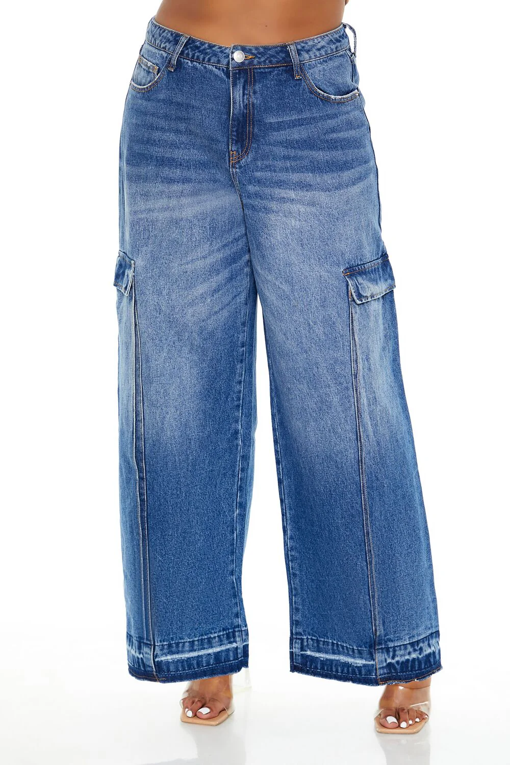 Plus Size Wide-Leg Cargo Jeans - Image 2