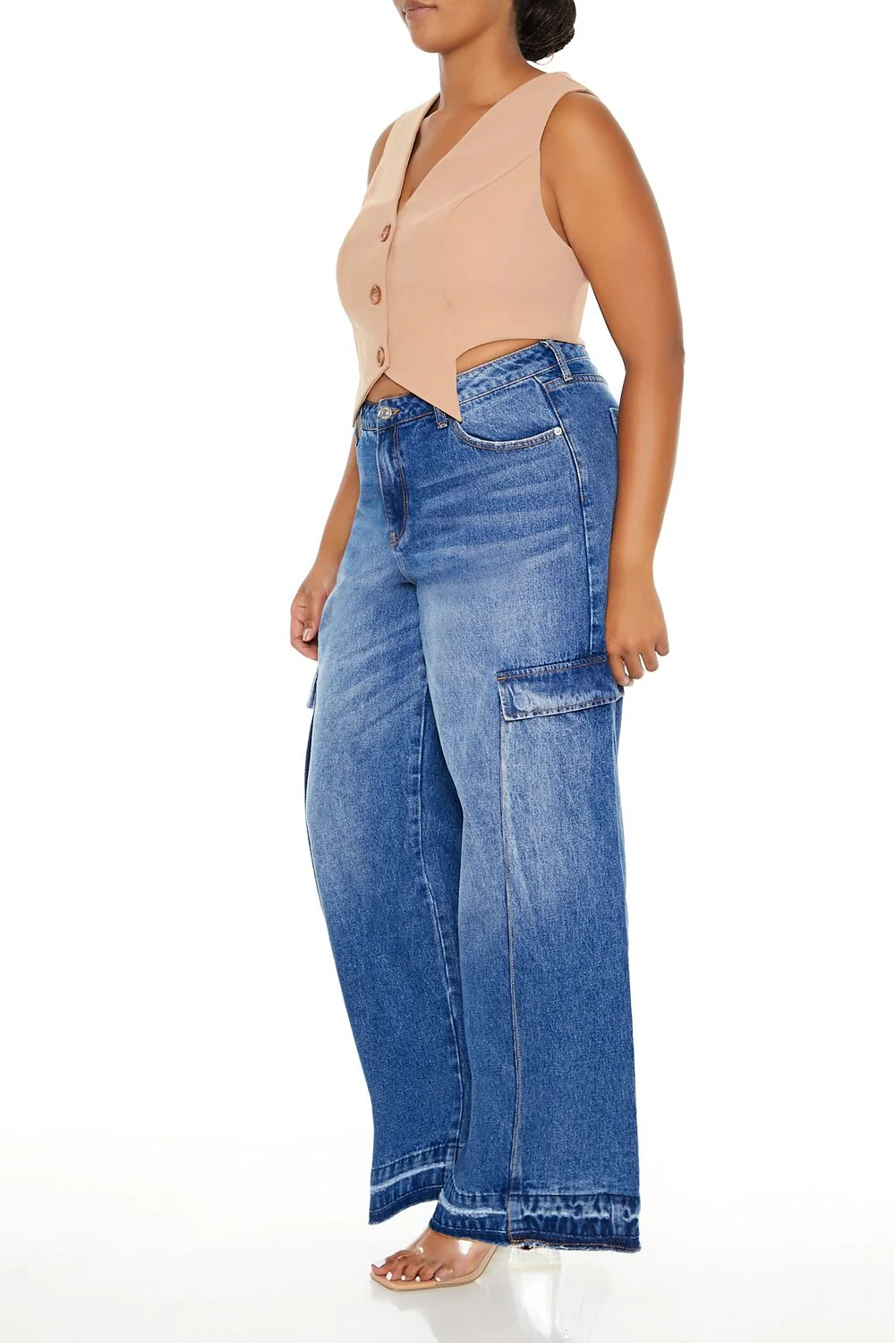 Plus Size Wide-Leg Cargo Jeans - Image 3