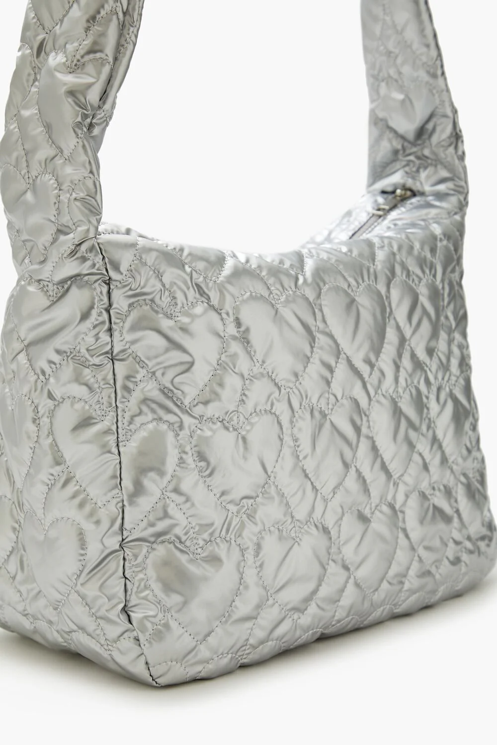 Metallic Heart-Quilted Shoulder Bag - Image 8