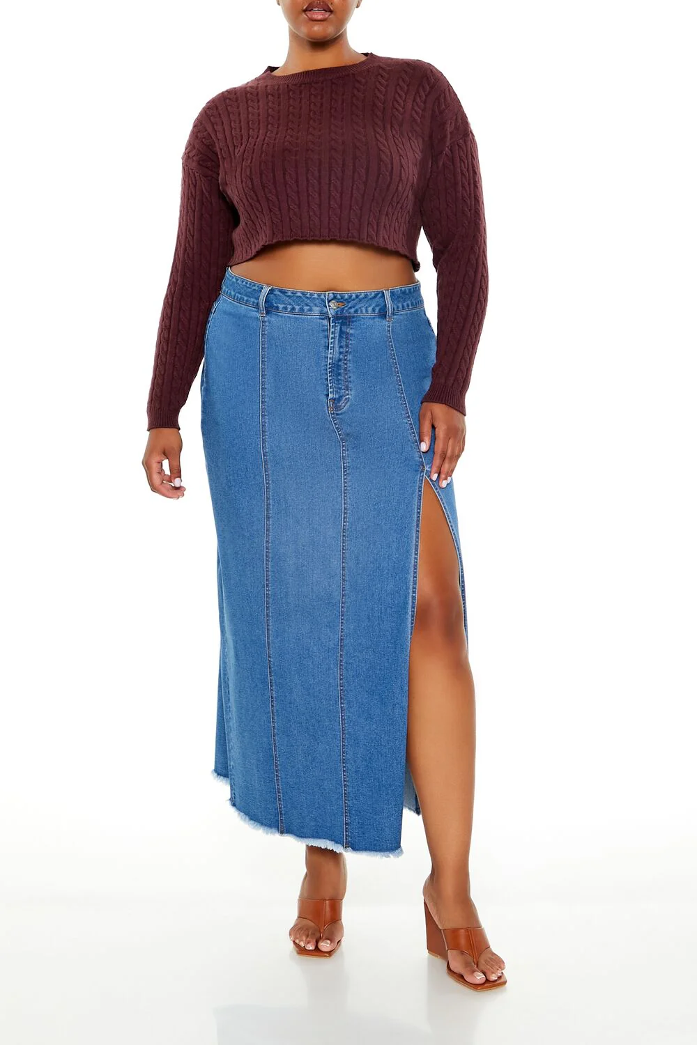 Plus Size Cable Knit Cropped Sweater - Image 2