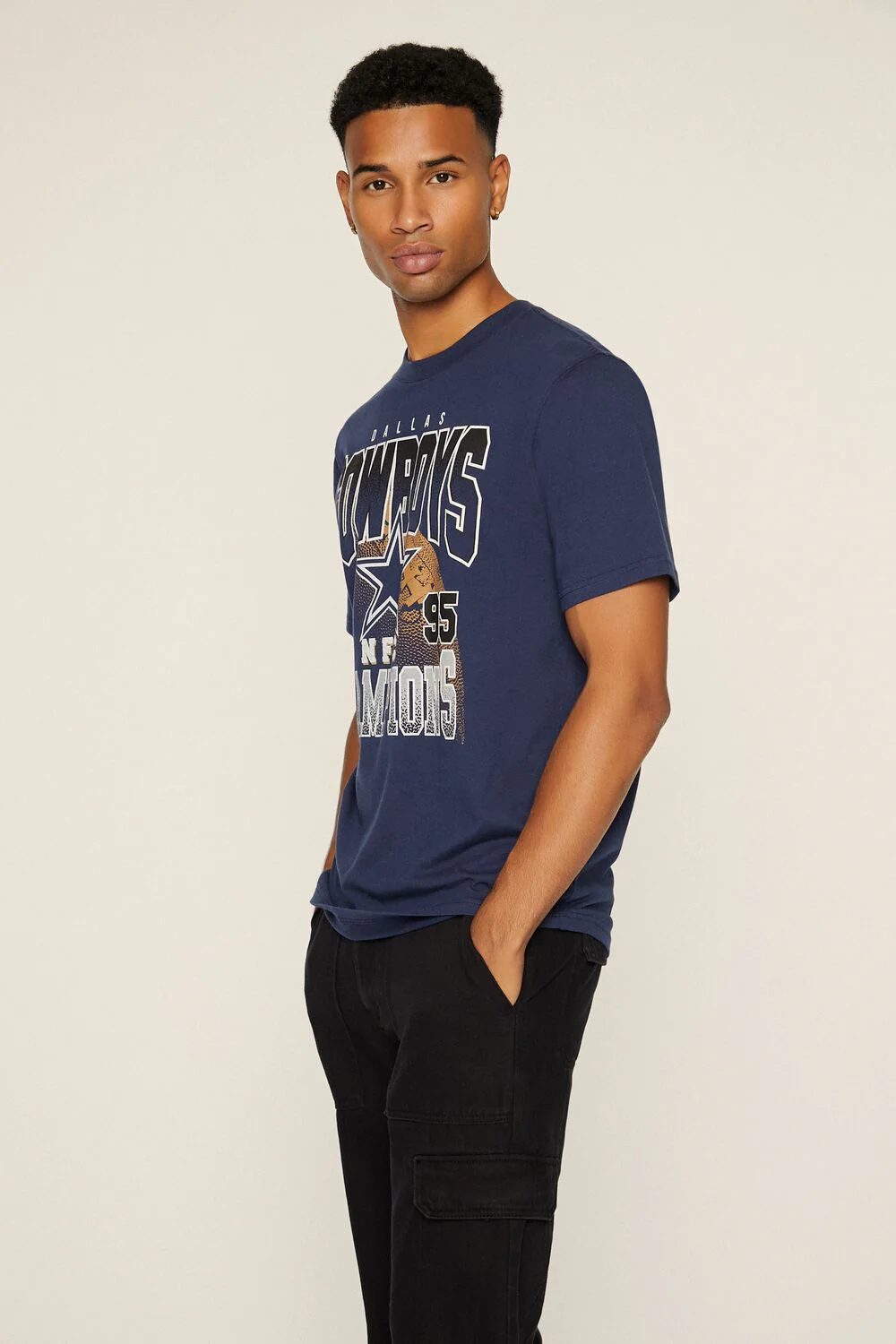 Dallas Cowboys Graphic Tee - Image 4