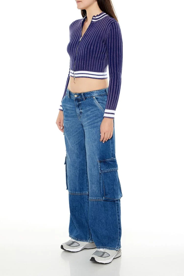 Low-Rise Wide-Leg Cargo Jeans - Image 3