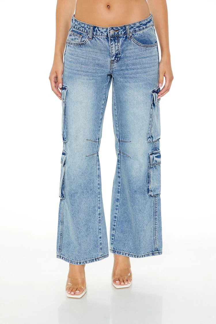 Low-Rise Wide-Leg Cargo Jeans - Image 2