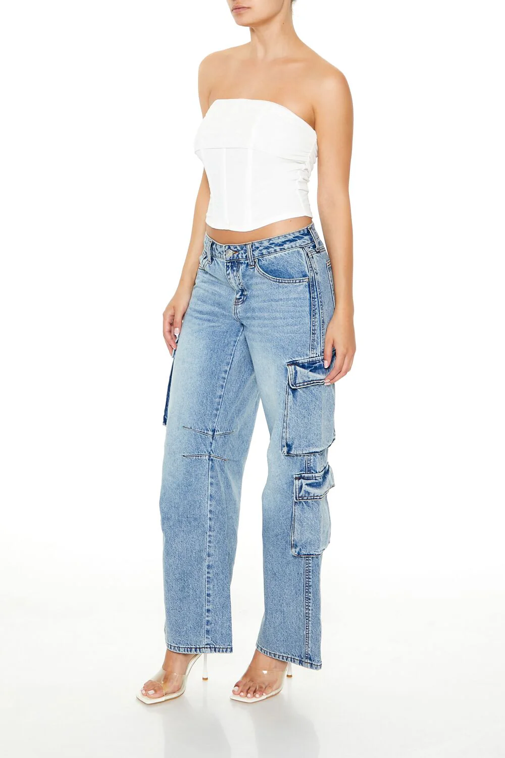 Low-Rise Wide-Leg Cargo Jeans - Image 3