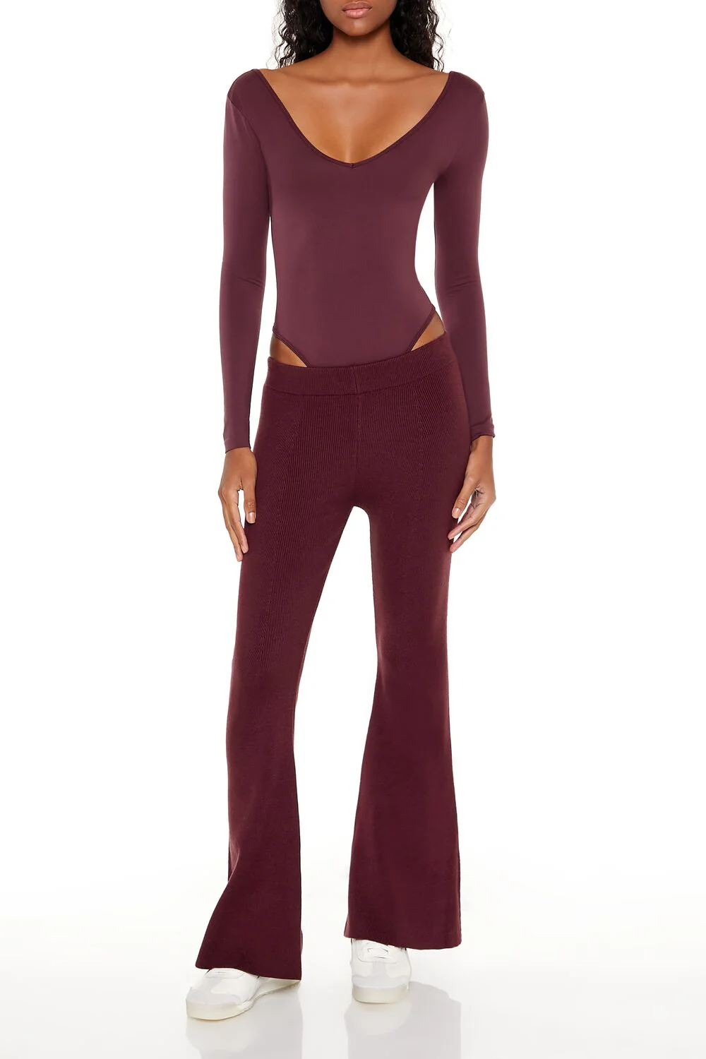 Seamless Thong V-Neck Bodysuit - Image 26
