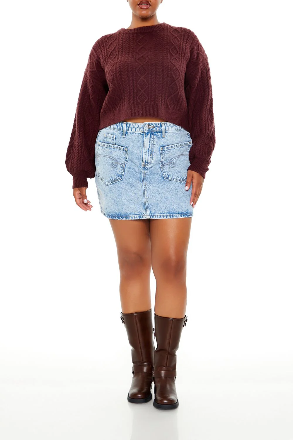 Plus Size Cropped Cable Knit Sweater - Image 2