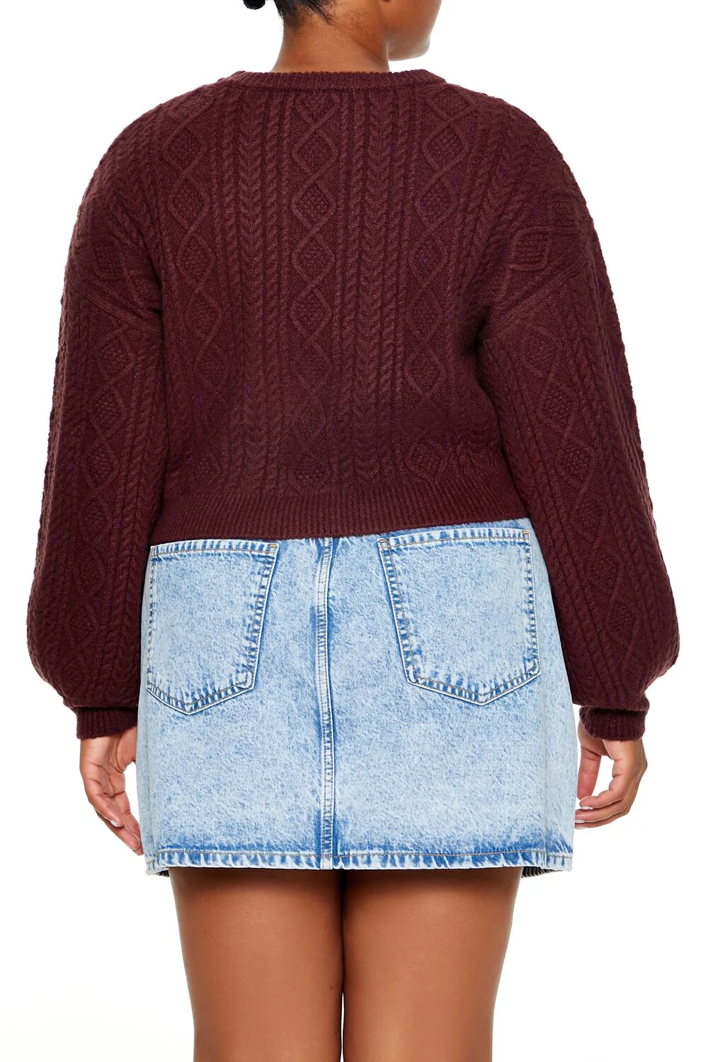 Plus Size Cropped Cable Knit Sweater - Image 5