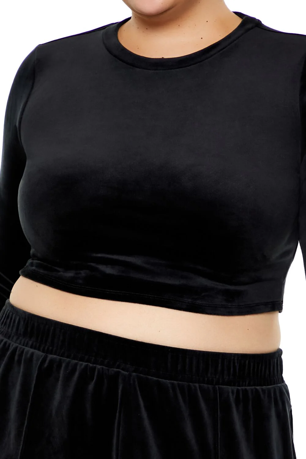 Plus Size Velour Crop Top - Image 3