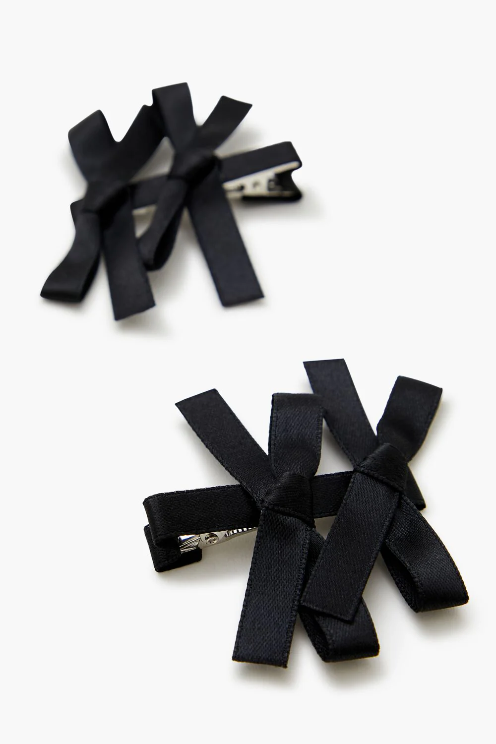 Bow Gator Hair Clip Set - Image 2