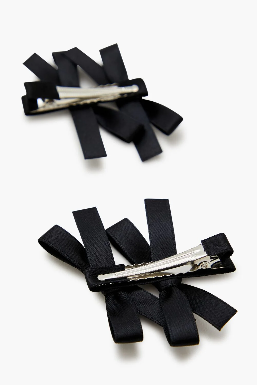 Bow Gator Hair Clip Set - Image 4