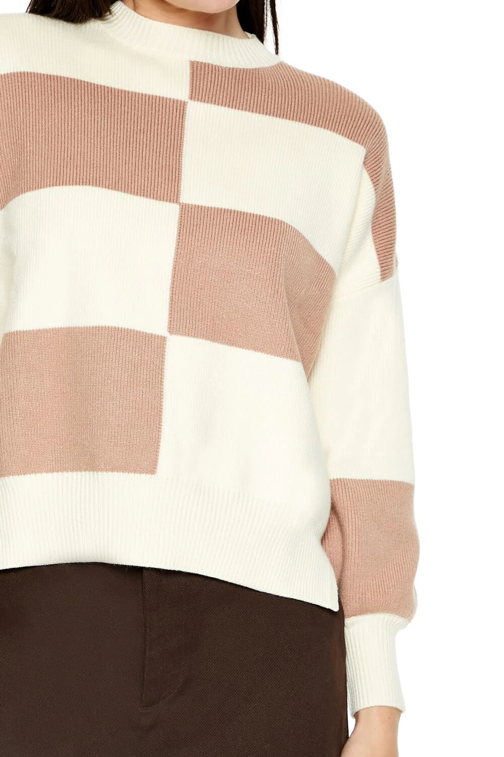 Checkered Round-Neck Sweater - Image 3