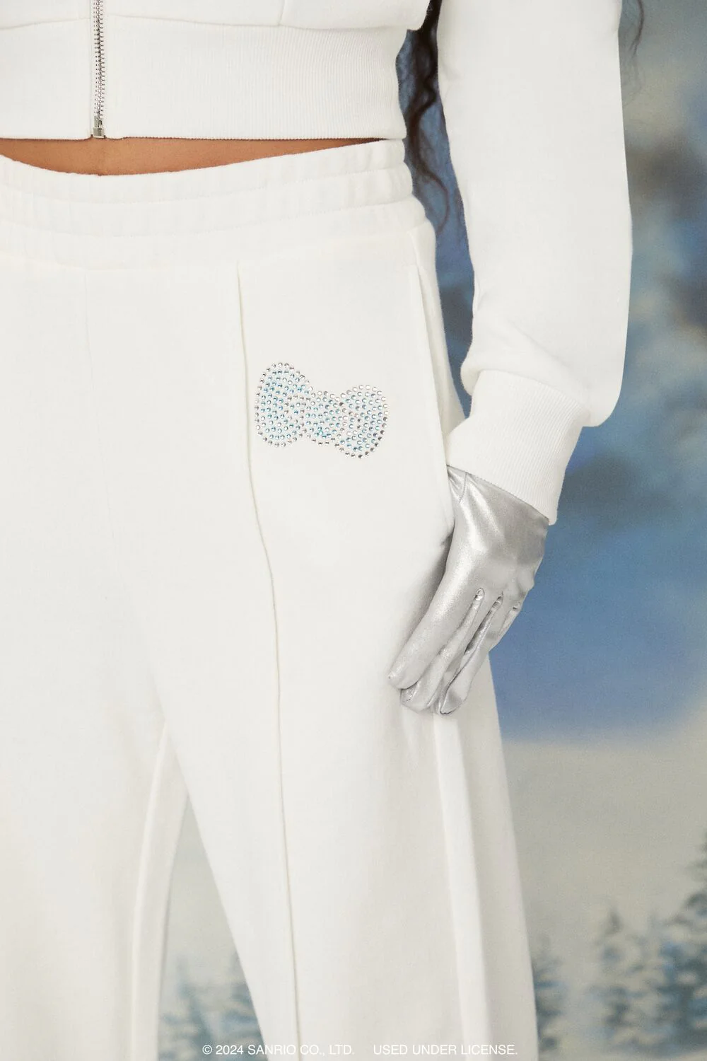 Rhinestone Hello Kitty Sweatpants - Image 5