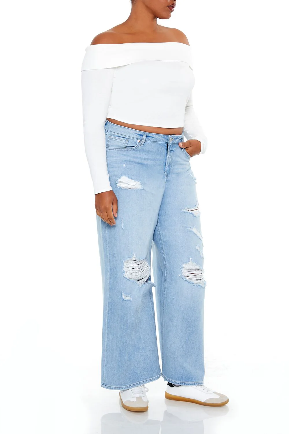 Plus Size Destroyed Baggy Jeans - Image 3