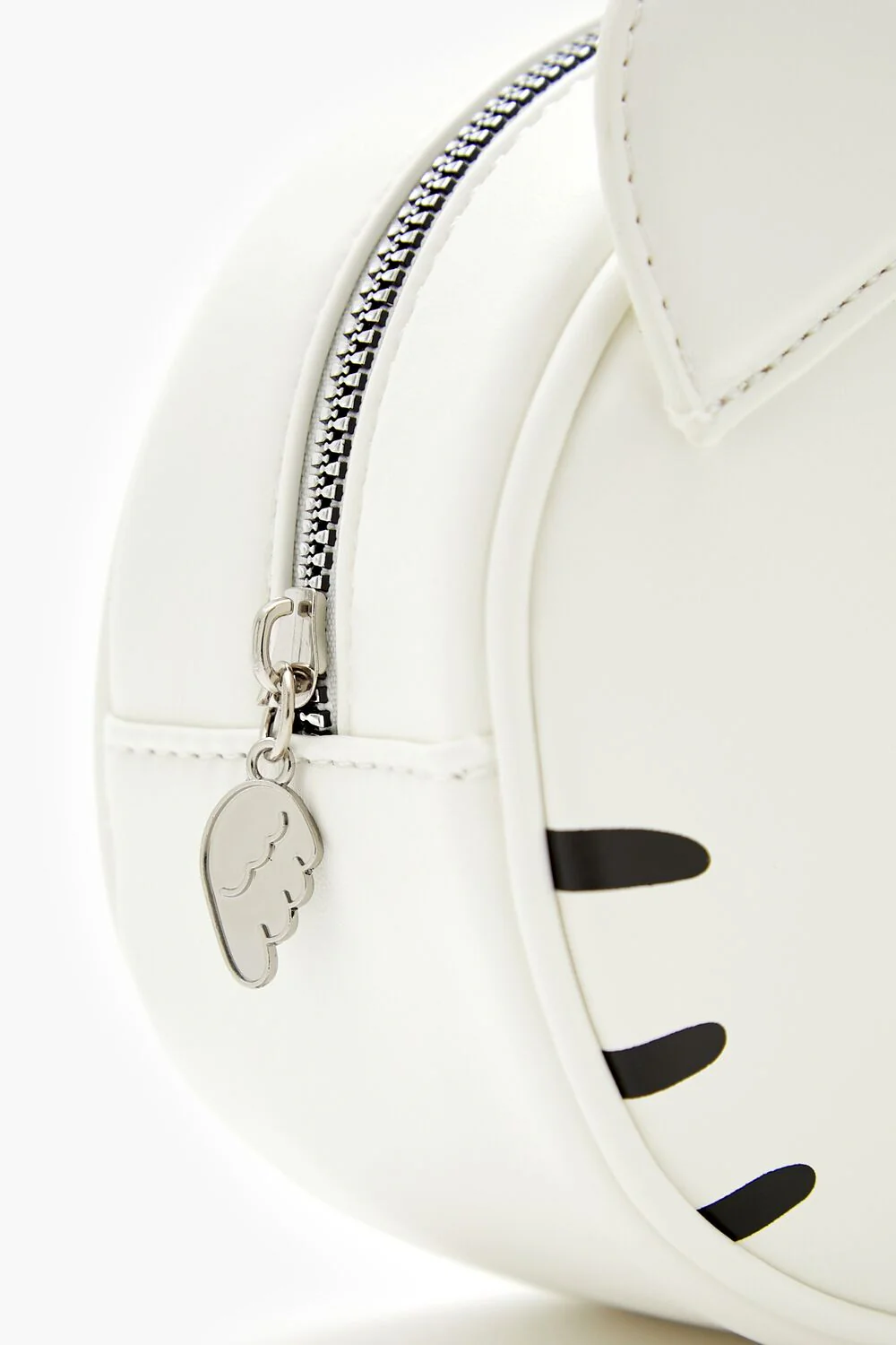 Angel Hello Kitty Makeup Bag - Image 6