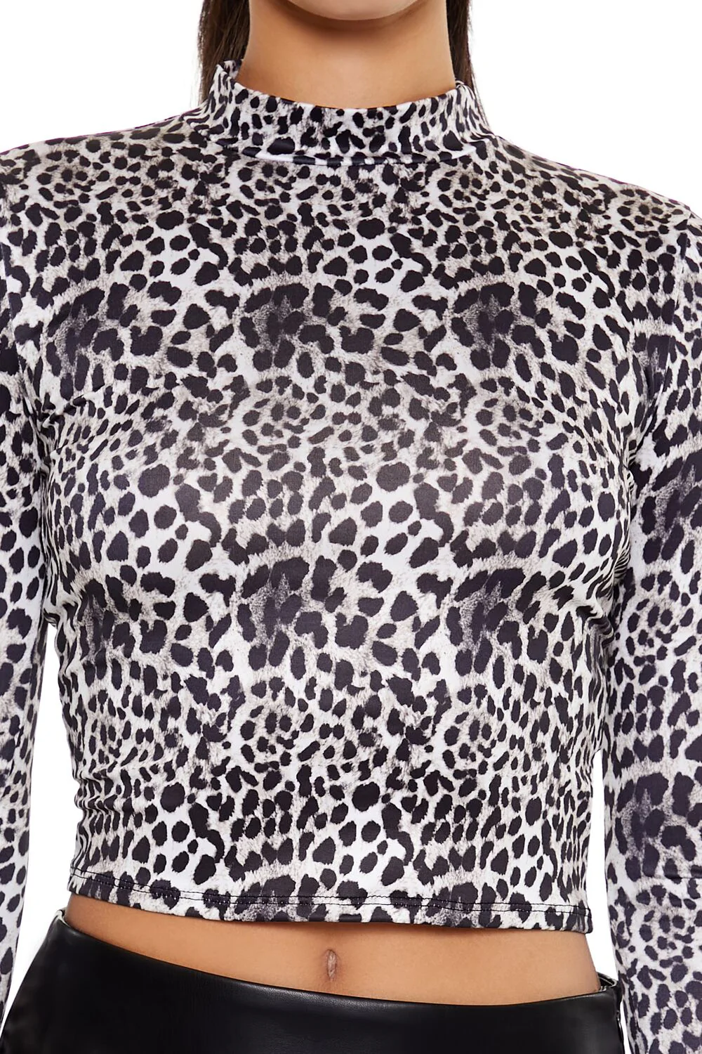 Leopard Mock Neck Crop Top - Image 3