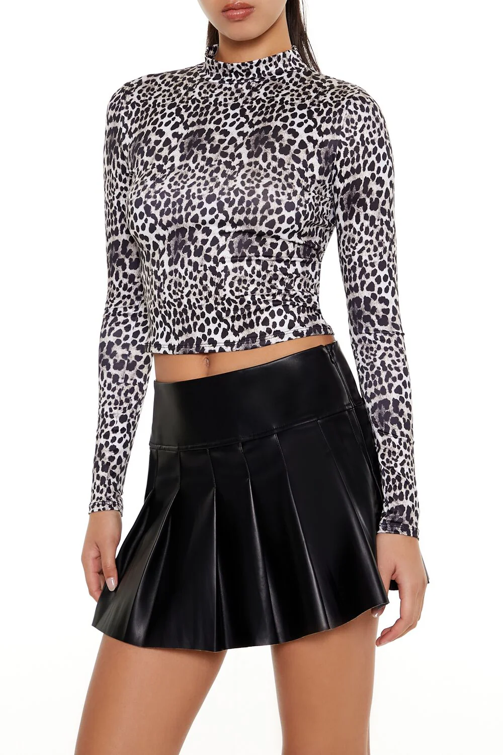 Leopard Mock Neck Crop Top - Image 4