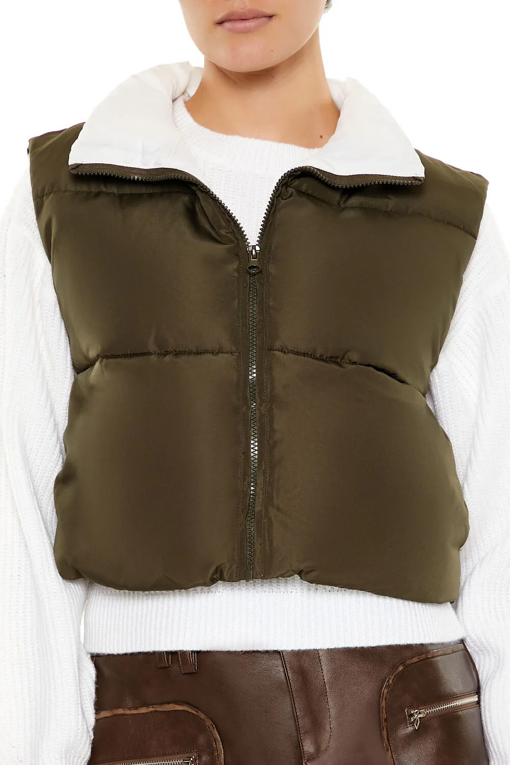 Quilted Cropped Zip-Up Vest - Image 3