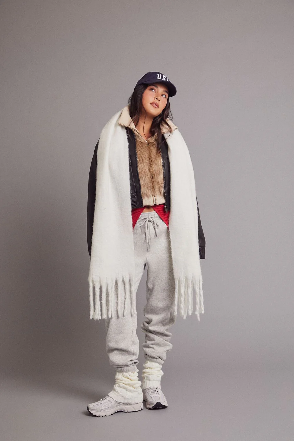 Fleece Drawstring Joggers - Image 11