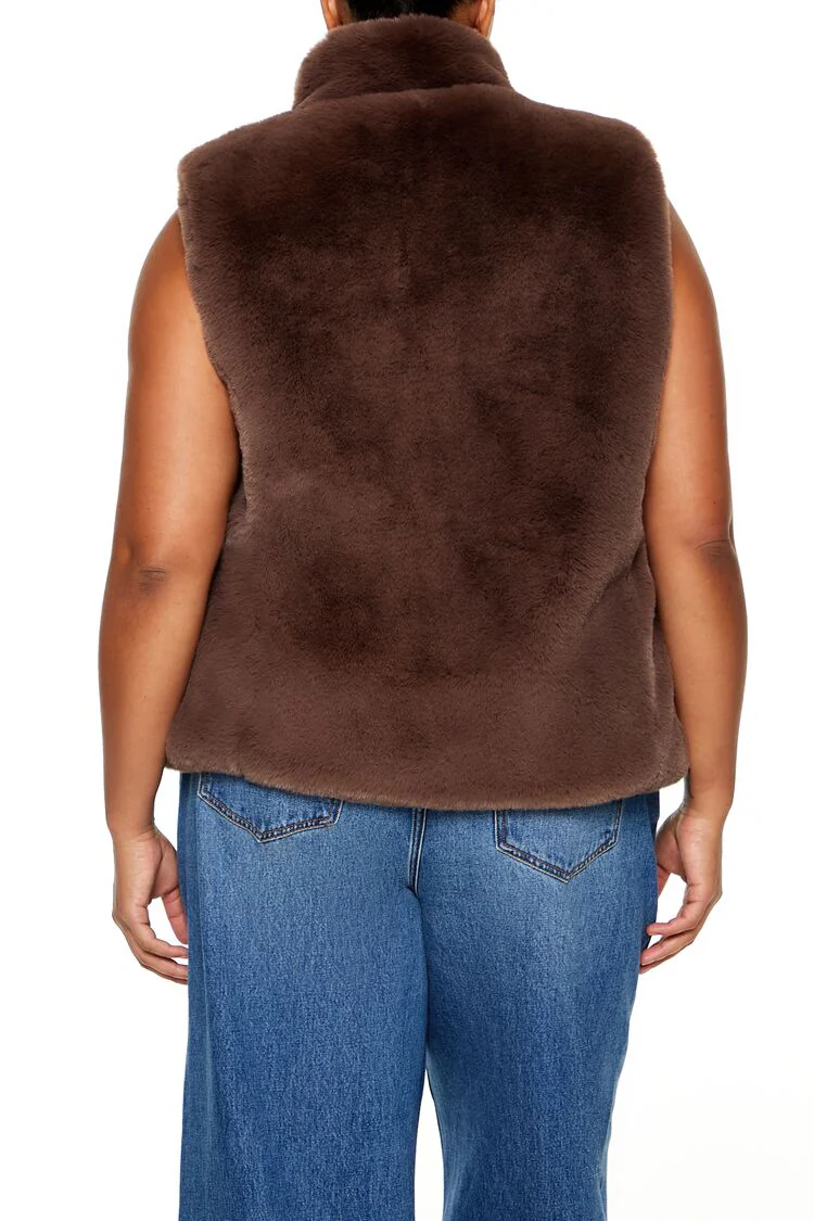 Plus Size Faux Fur Vest - Image 10