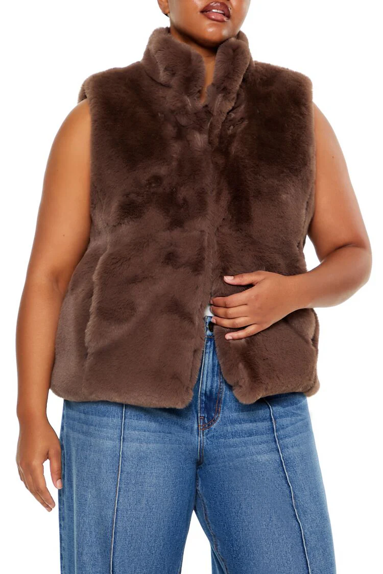 Plus Size Faux Fur Vest - Image 6